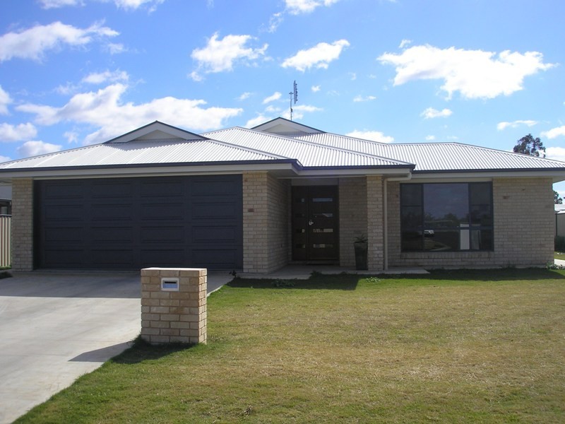 49 Pilkington Street, Chinchilla QLD 4413