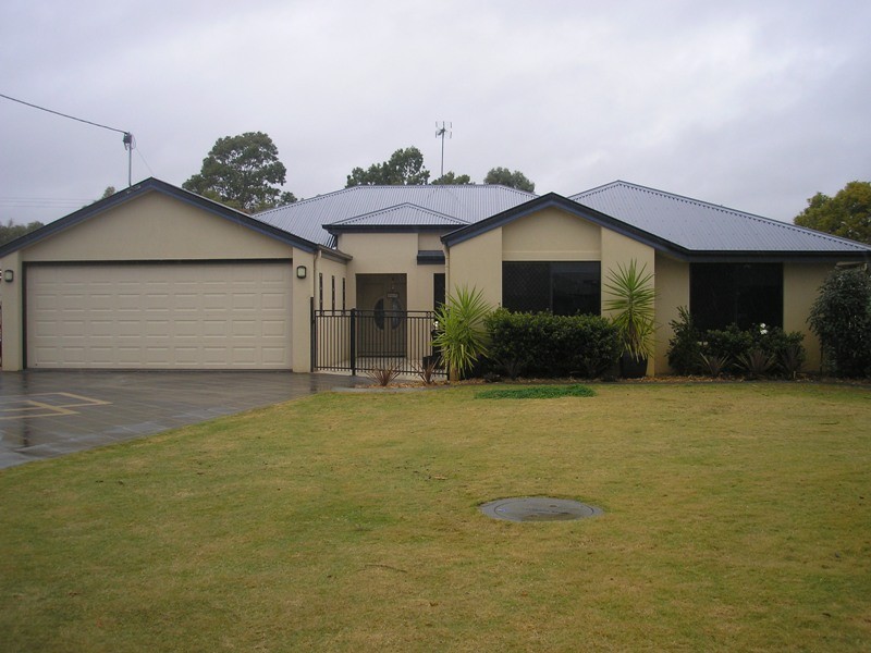 49 Beasley Street, Chinchilla QLD 4413