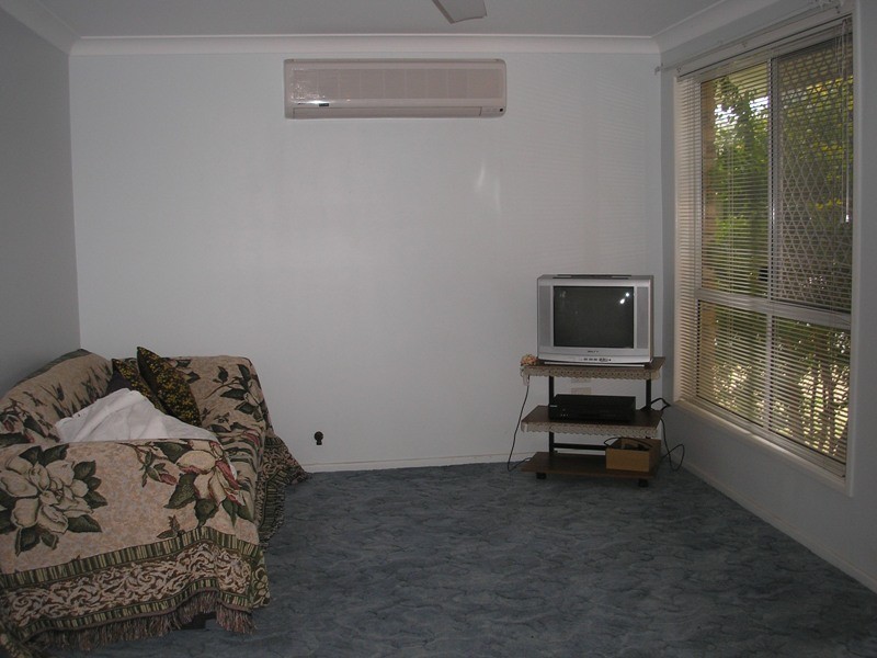 3/64 Middle Street, Chinchilla QLD 4413