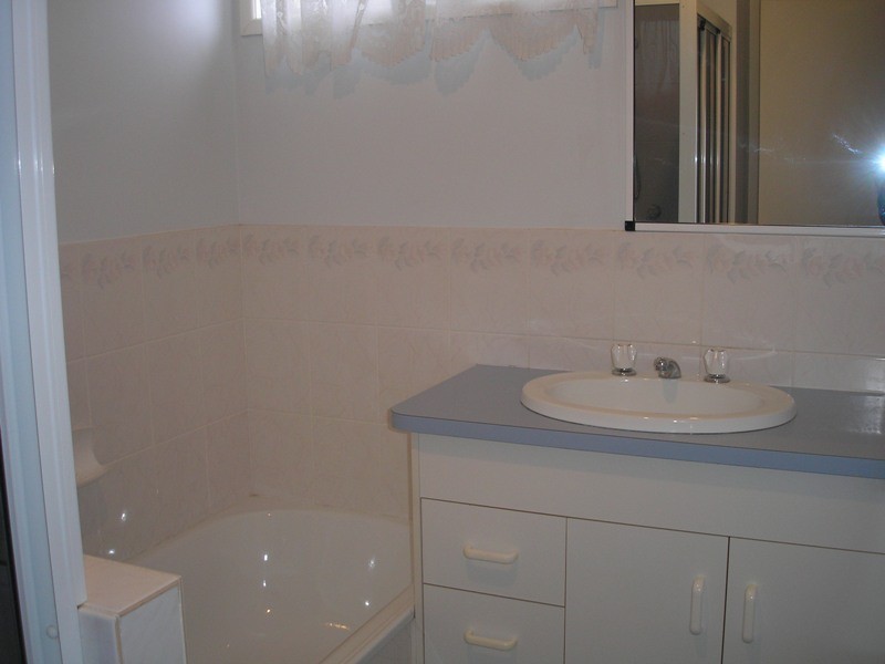 3/64 Middle Street, Chinchilla QLD 4413