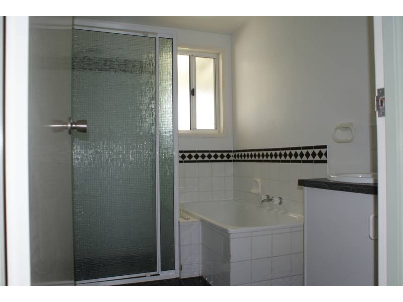 157 Cemetery Road, Chinchilla QLD 4413