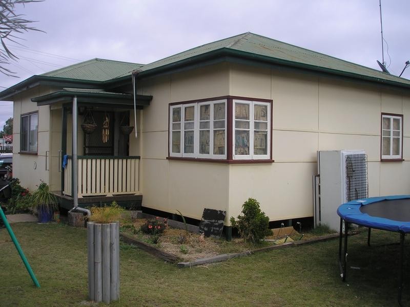 17 Wambo Street, Chinchilla QLD 4413