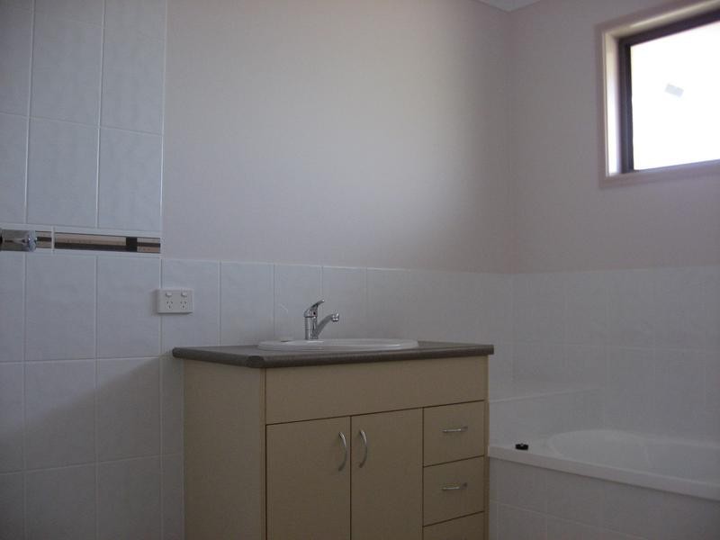 1/6 Luscombe Street, Chinchilla QLD 4413