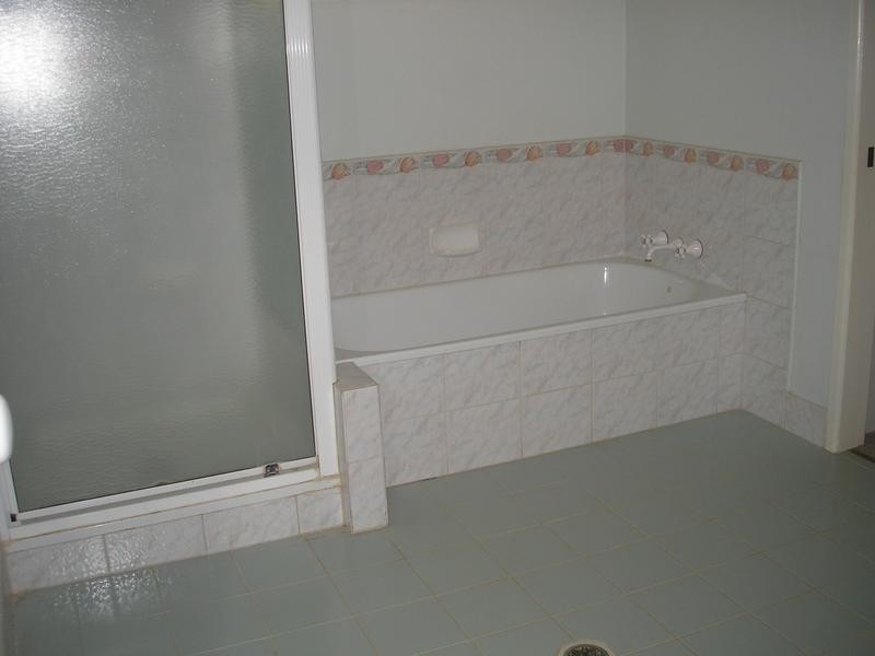 25 Beasley Street, Chinchilla QLD 4413