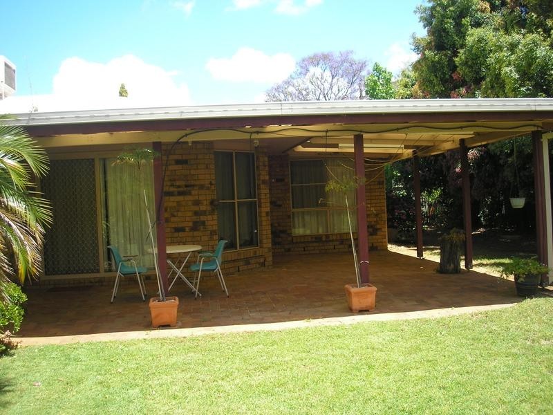 25 Beasley Street, Chinchilla QLD 4413