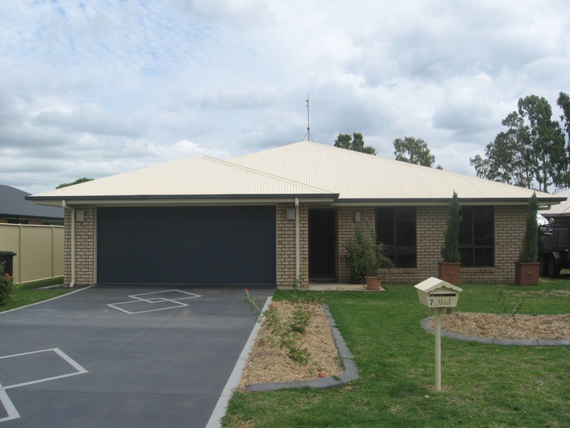 7 Back Avenue, Chinchilla QLD 4413