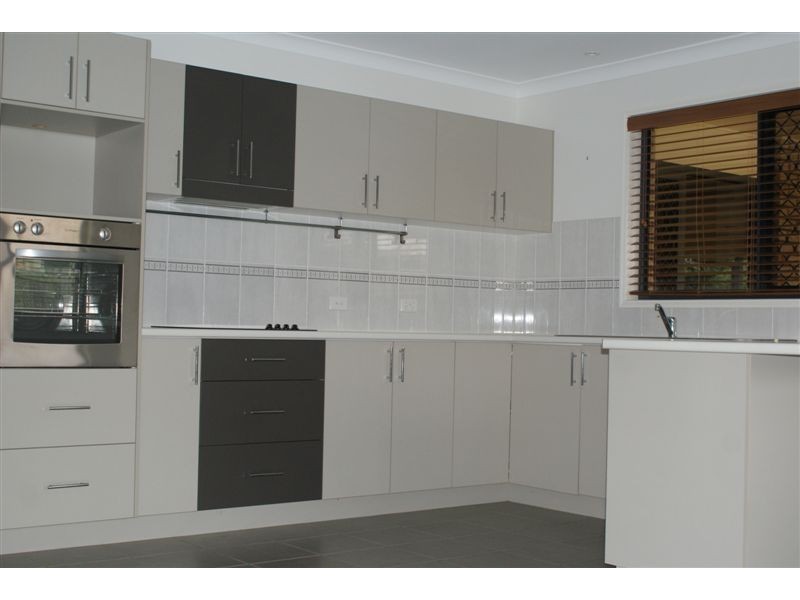 7 Back Avenue, Chinchilla QLD 4413