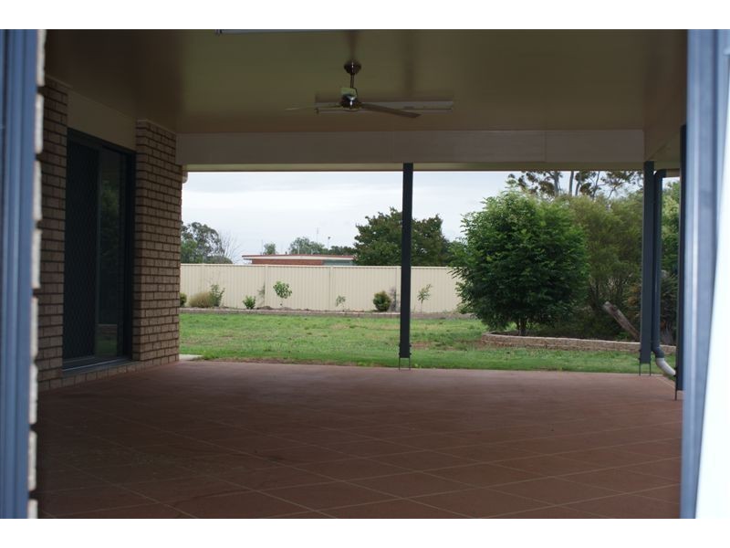 7 Back Avenue, Chinchilla QLD 4413
