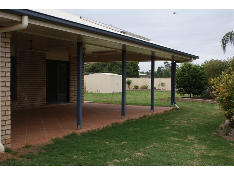 7 Back Avenue, Chinchilla QLD 4413