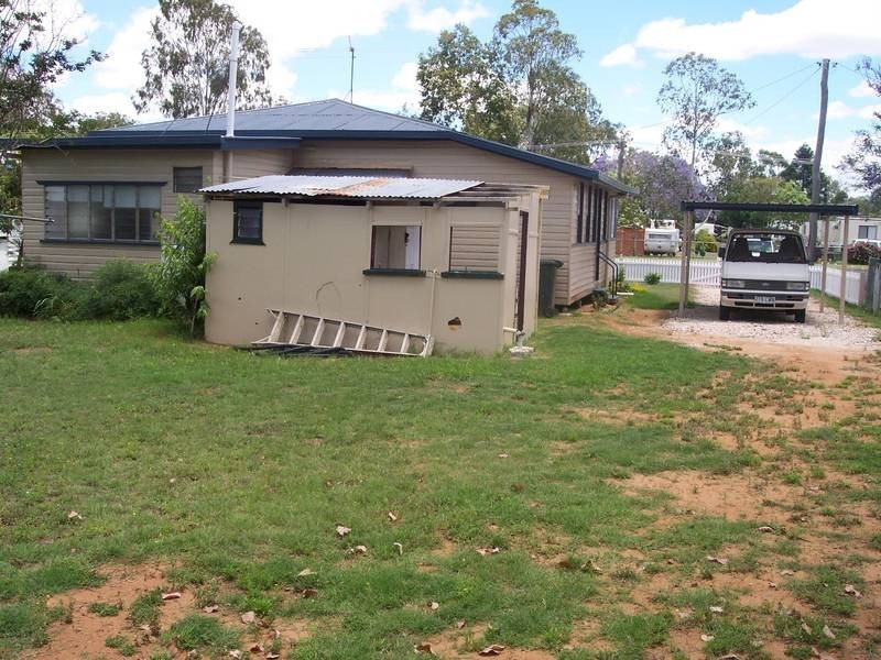 12 Wambo Street, Chinchilla QLD 4413