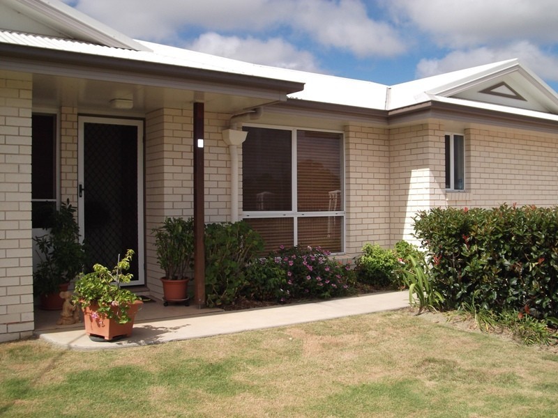 1/100 Zeller Street, Chinchilla QLD 4413