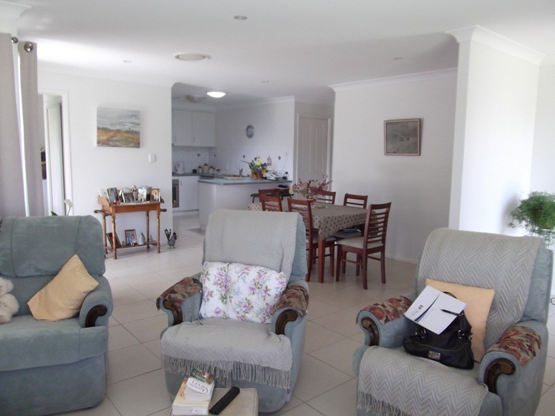 1/100 Zeller Street, Chinchilla QLD 4413