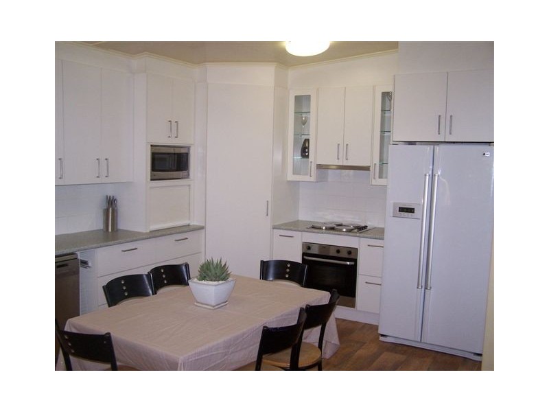 18 KING STREET, Chinchilla QLD 4413