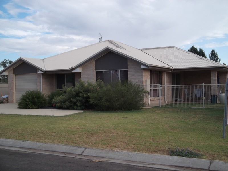14A Skewis Street, Chinchilla QLD 4413