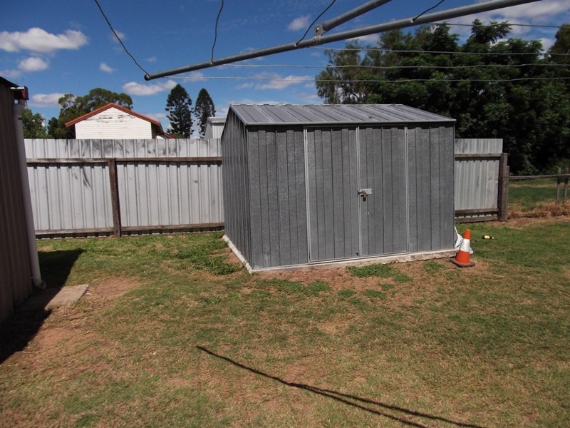 32 Helena Street, Chinchilla QLD 4413