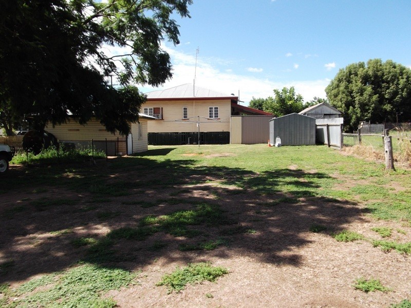 32 Helena Street, Chinchilla QLD 4413