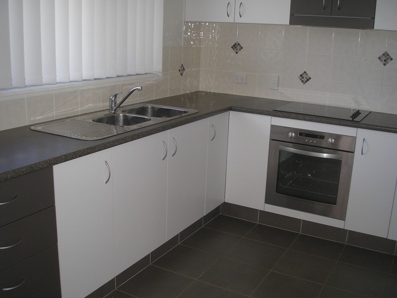 1/17 Luscombe Street, Chinchilla QLD 4413