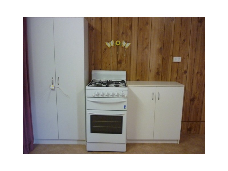 95 Hypatia Street, Chinchilla QLD 4413