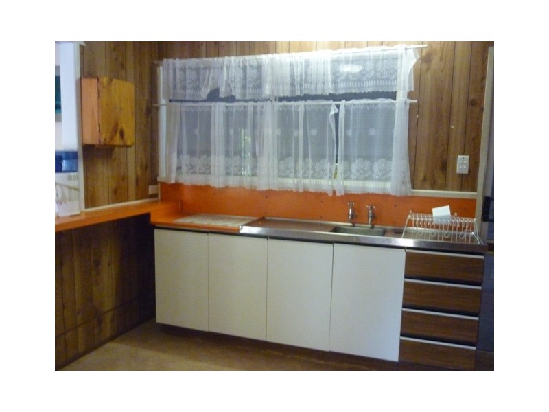 95 Hypatia Street, Chinchilla QLD 4413