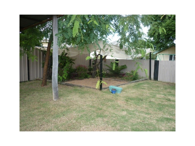 95 Hypatia Street, Chinchilla QLD 4413