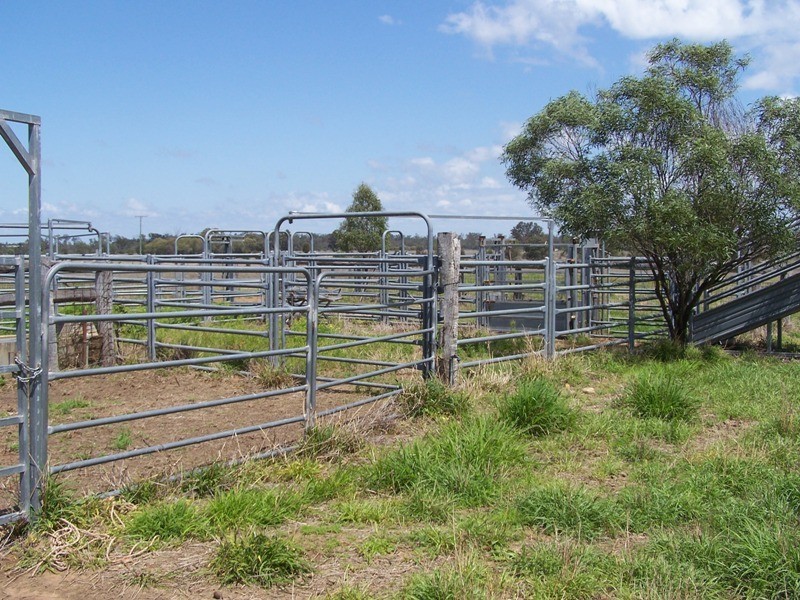 225 RACECOURSE ROAD, Chinchilla QLD 4413