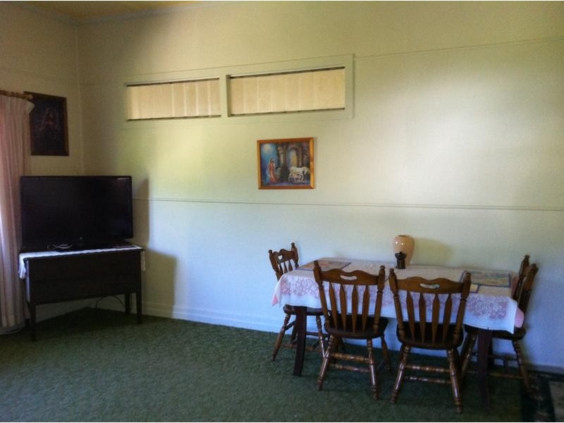 17 Dalby Street, Jandowae QLD 4410