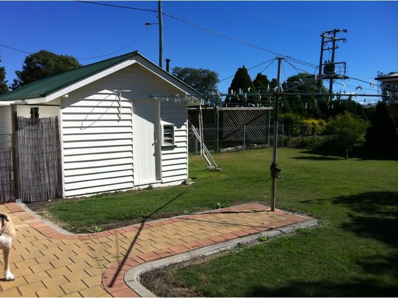 17 Dalby Street, Jandowae QLD 4410