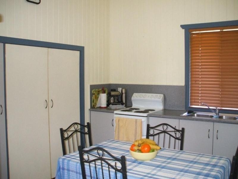 25 Dalby Street, Jandowae QLD 4410