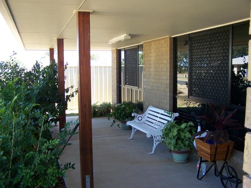 14 Luscombe Street, Chinchilla QLD 4413