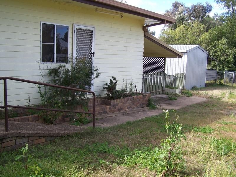 4 HYPATIA, Chinchilla QLD 4413
