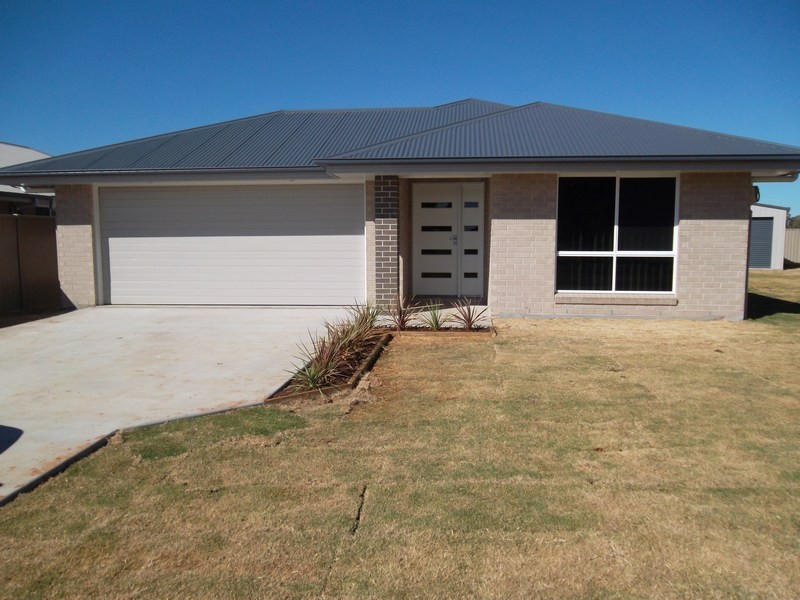 13 Price Street, Chinchilla QLD 4413