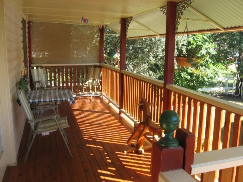 2 Market Street, Condamine QLD 4416