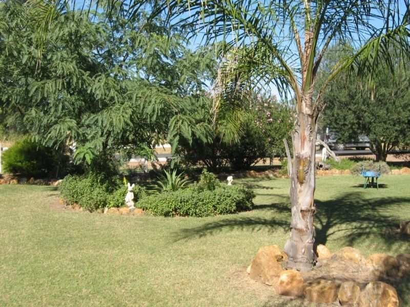 2 Market Street, Condamine QLD 4416