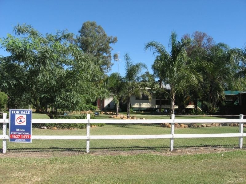 2 Market Street, Condamine QLD 4416