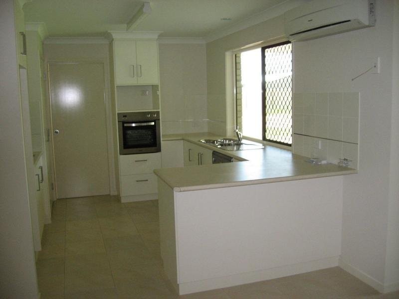 14 Bishop Drive, Miles QLD 4415