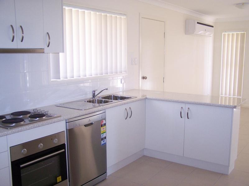2/4 Sheridan Street, Chinchilla QLD 4413