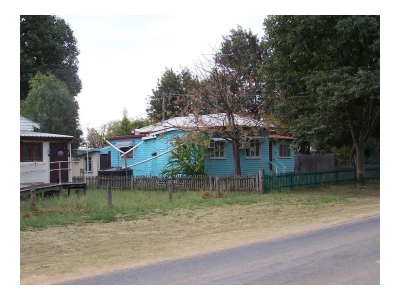 9 Edward Street, Chinchilla QLD 4413