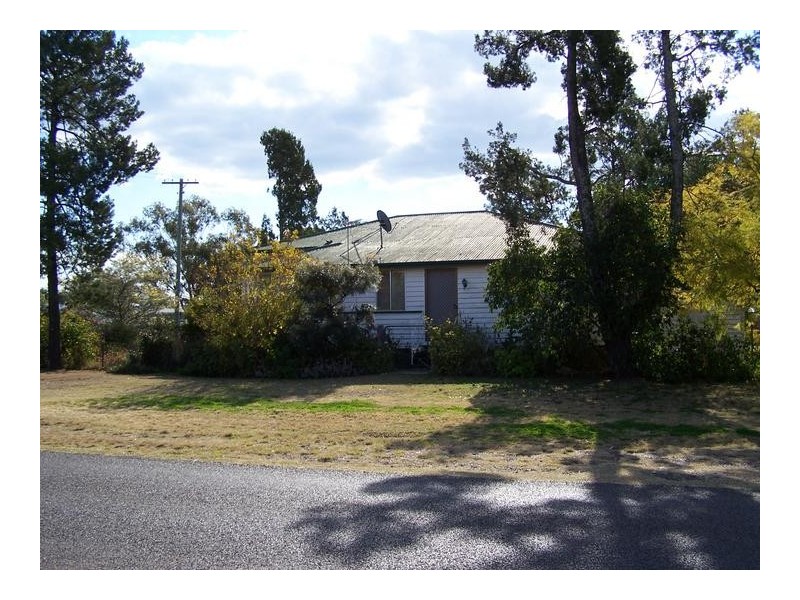 55 Eva Street, Jandowae QLD 4410