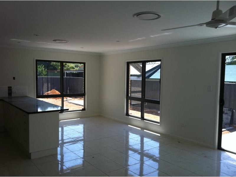2/1 Canaga Street, Chinchilla QLD 4413