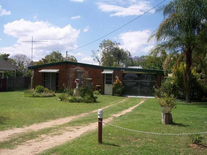29 Zeller Street, Chinchilla QLD 4413