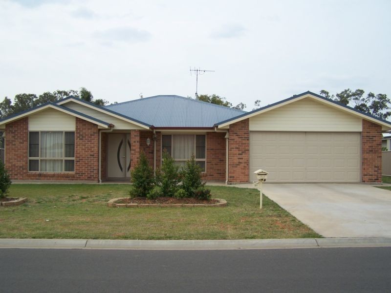 37 Pilkington Street, Chinchilla QLD 4413