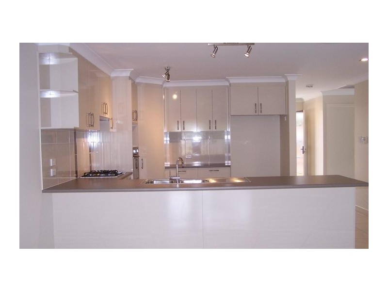 Unit 2/20 Blanchard St, Chinchilla QLD 4413