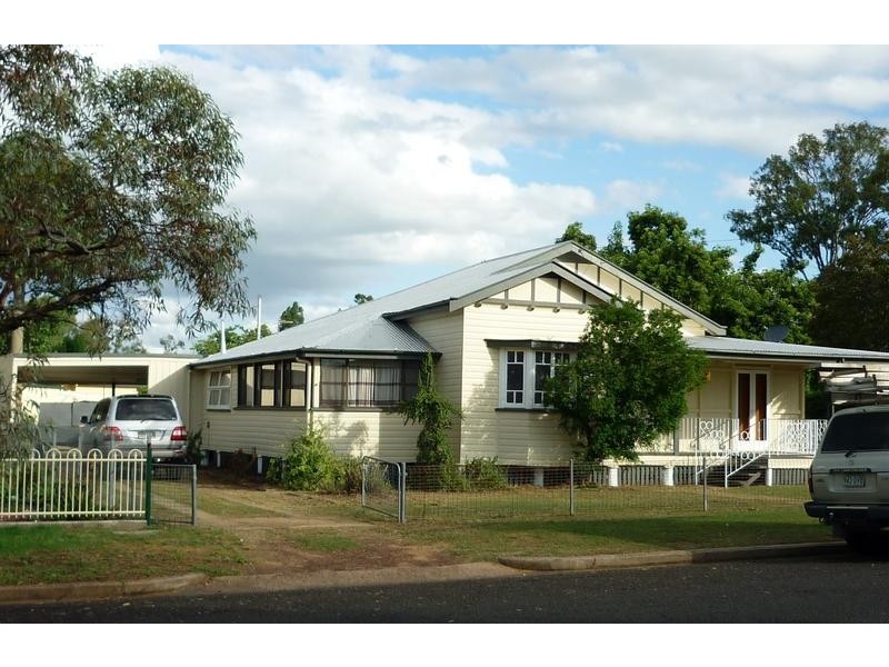 18 COLAMBA STREET, Chinchilla QLD 4413