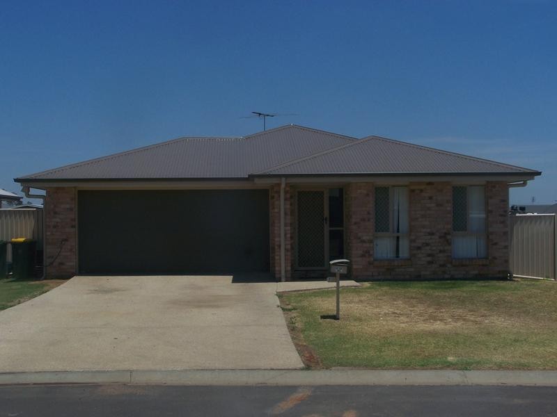 1 Hurse, Chinchilla QLD 4413