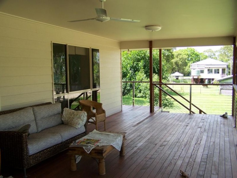 3 Middle Street, Chinchilla QLD 4413