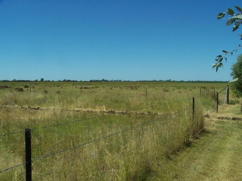 15 Aerodrome Road, Chinchilla QLD 4413