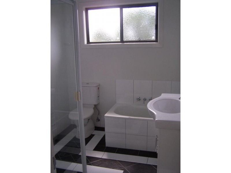 6 Holland Street, Chinchilla QLD 4413