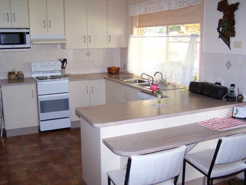 12 McINTYRE STREET, Chinchilla QLD 4413
