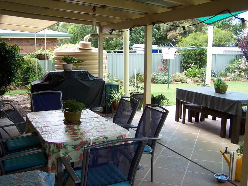 12 McINTYRE STREET, Chinchilla QLD 4413