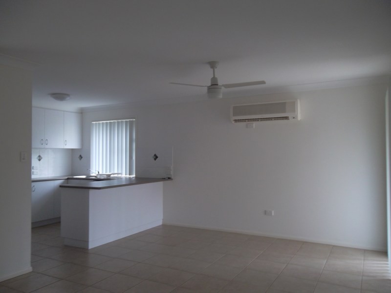 2/79 Boyd Street, Chinchilla QLD 4413